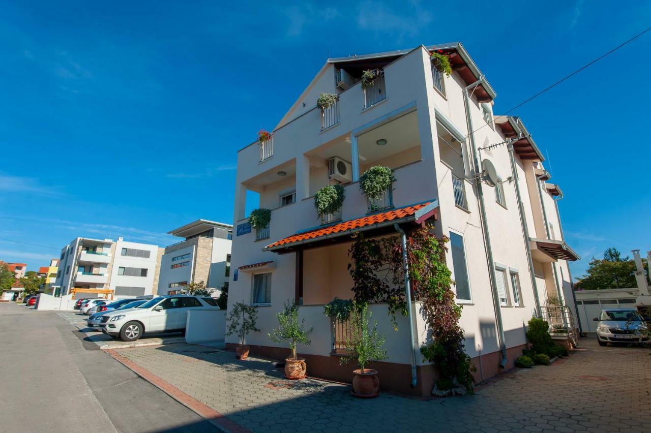Batur Gasthuis 3*